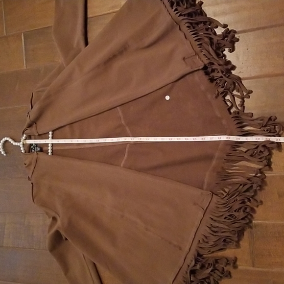 Womens Long Sleeve Cape Fringe Jacket - Picture 6 of 10